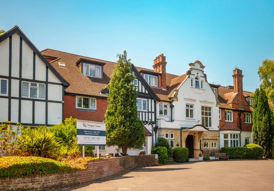 Dungate Manor